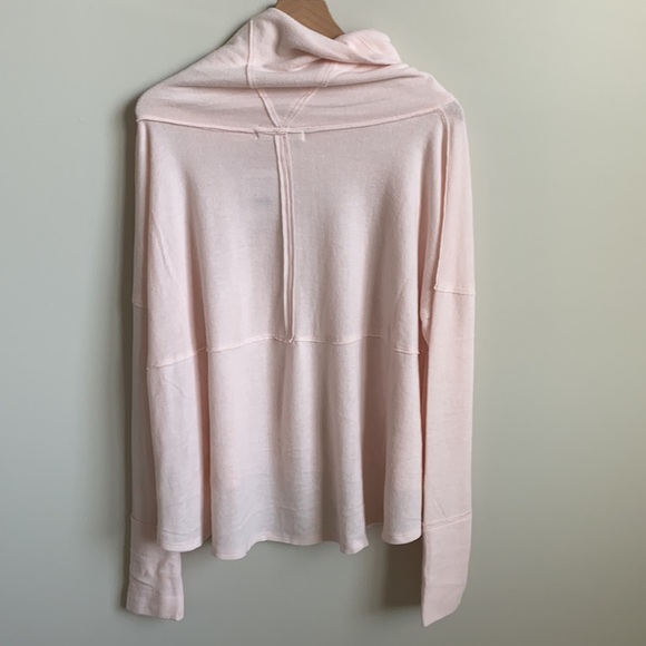 Free People Cozy Time Funnel Top Sz Medium NWT - Picture 7 of 7